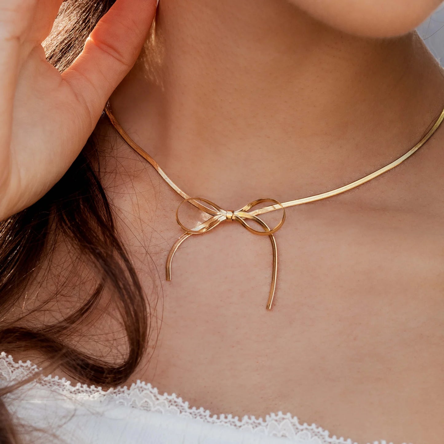 Sweet Bow Necklace Gold