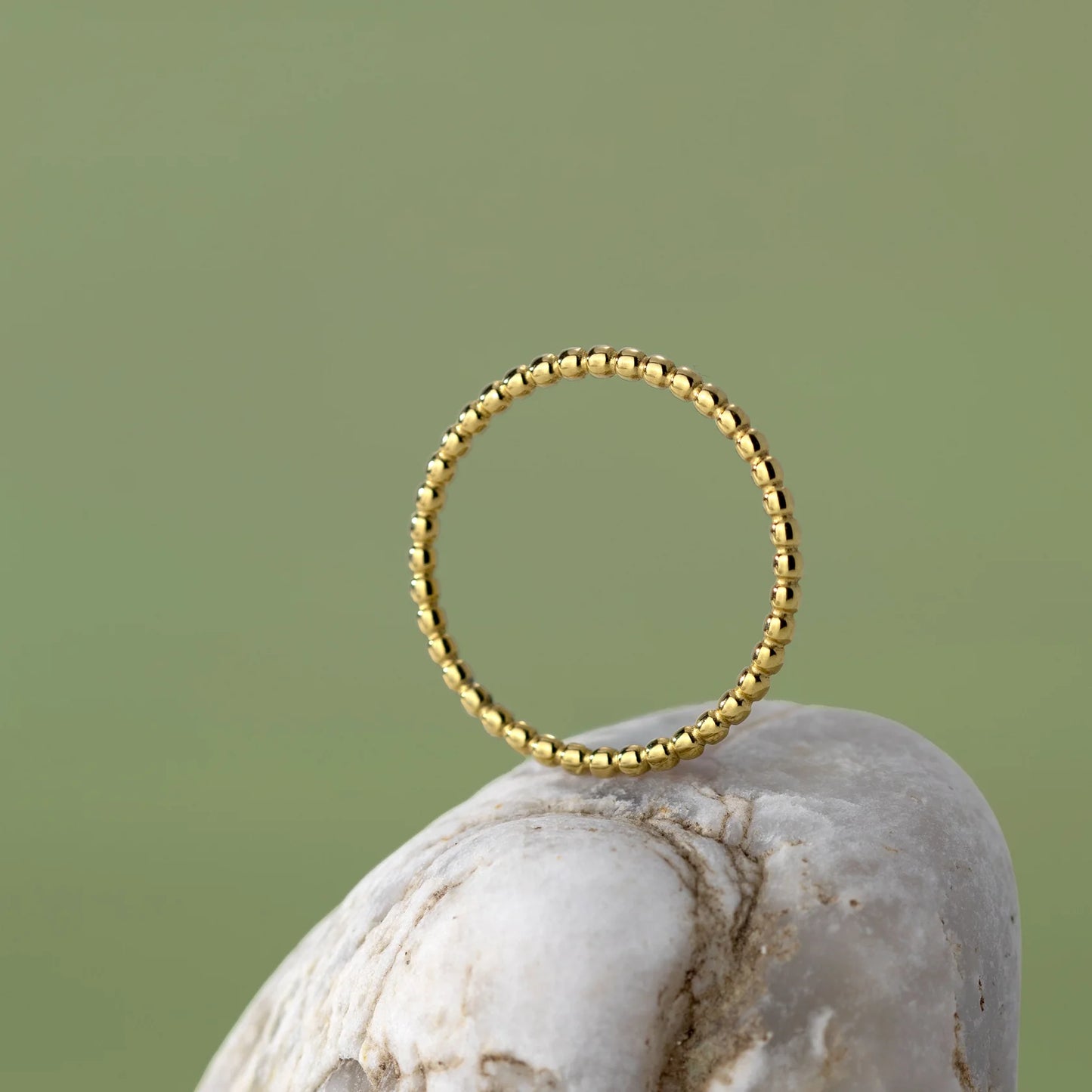Narrow Sphere Ring Gold