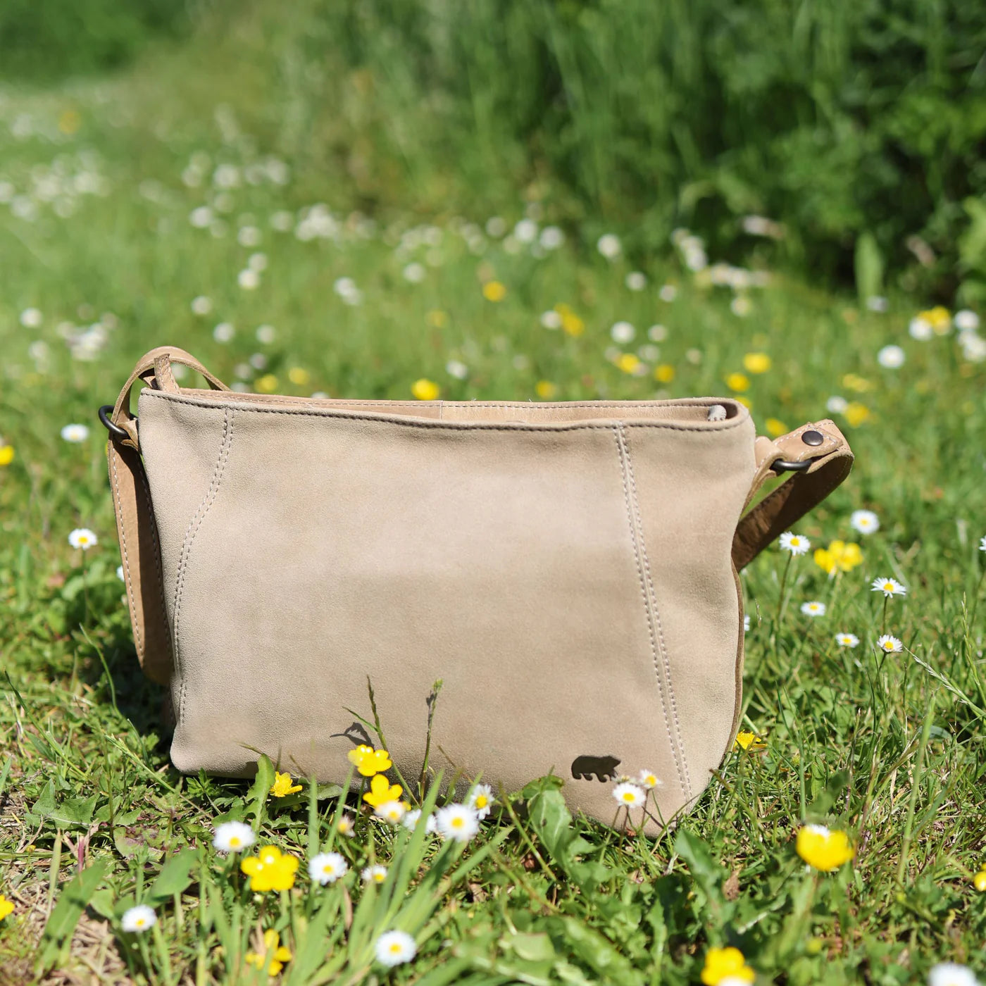 Velours Umhängetasche 'Valentina' Beige
