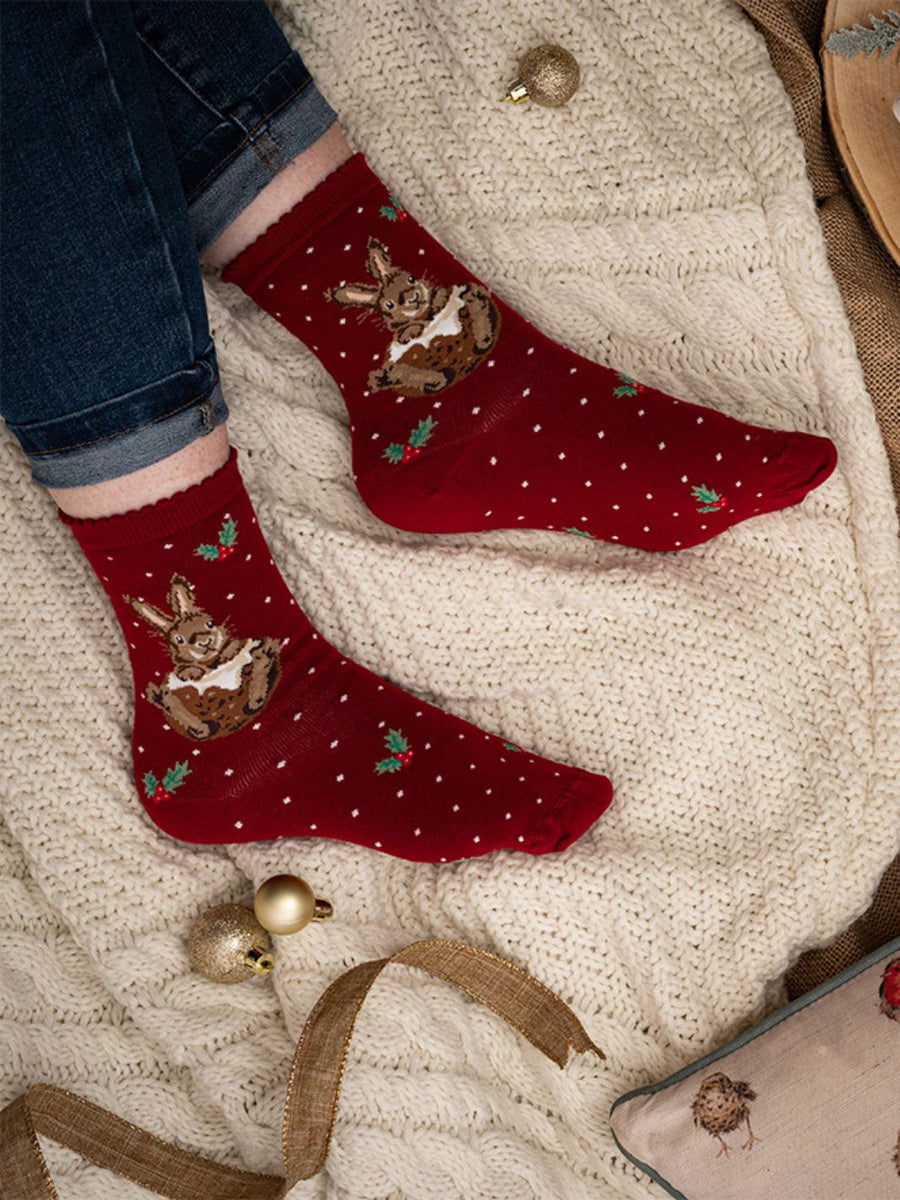 Weihnachtliche Hasen Socken von Wrendale Designs
